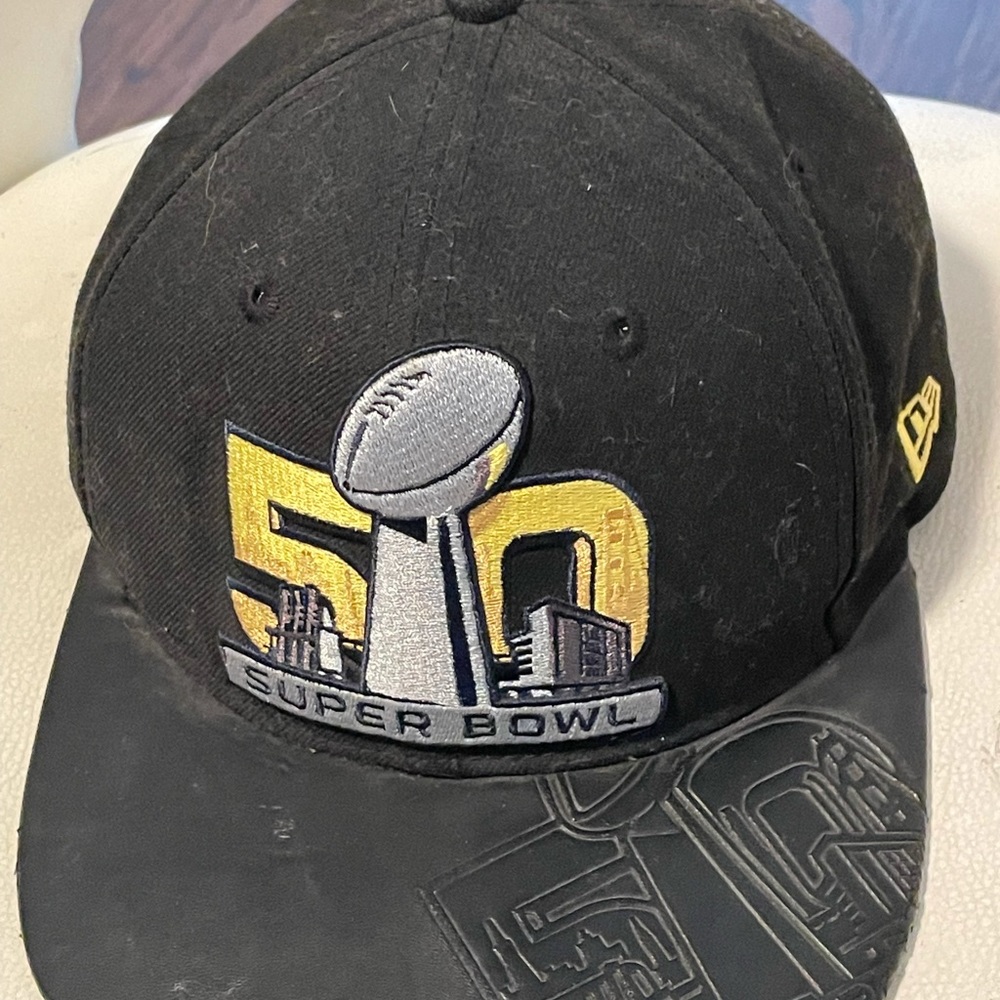 Super Bowl and Raiders hat